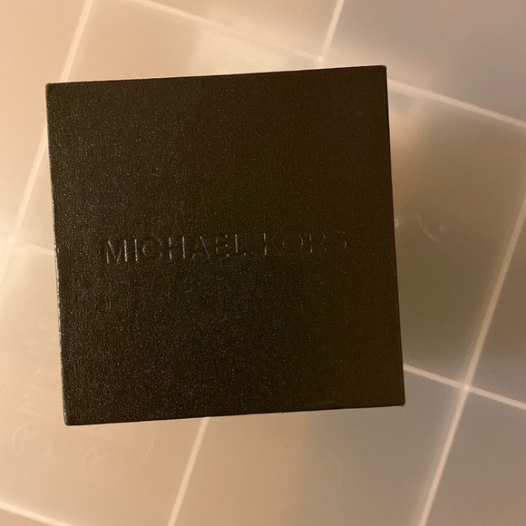 Michael Kors Mini Parker Crystal Bezel Watch - Picture 3 of 7